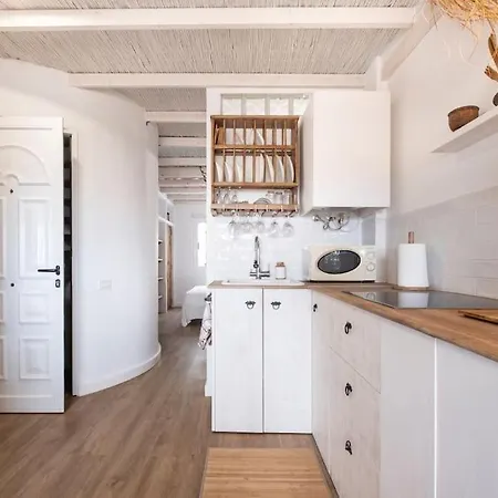 The Lighthouse By The Sea & Wifi Apartament *