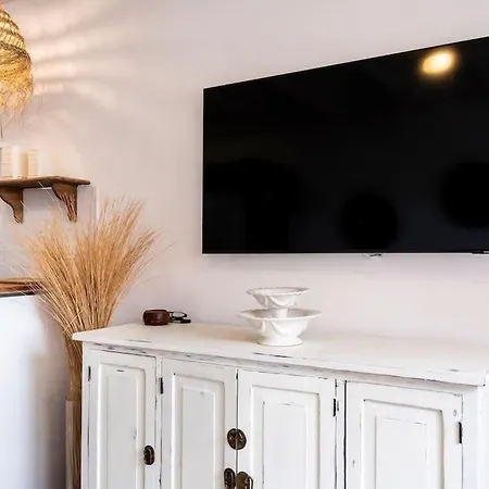 Apartament The Lighthouse By The Sea & Wifi *